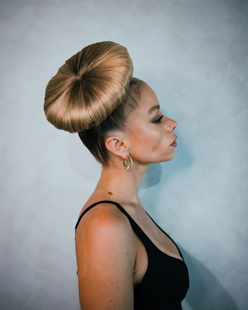Styling & Editorial Sessions 2 - top hair salons in UAE 20221025_150255000_iOS