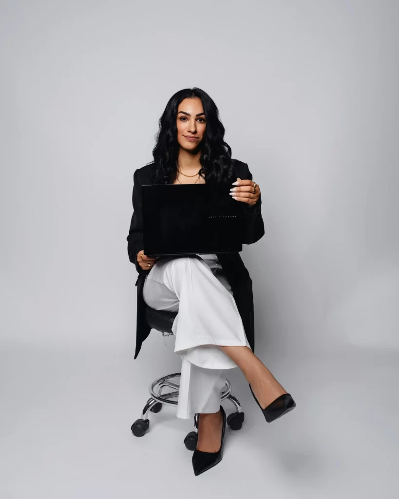 About Us 3 - top hair salons in UAE about layla - best hair salon near me